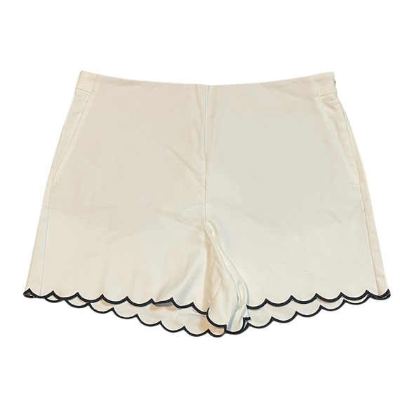 Ann Taylor Pants - NWOT Ann Taylor White Scalloped High Waist Shorts Zize 14